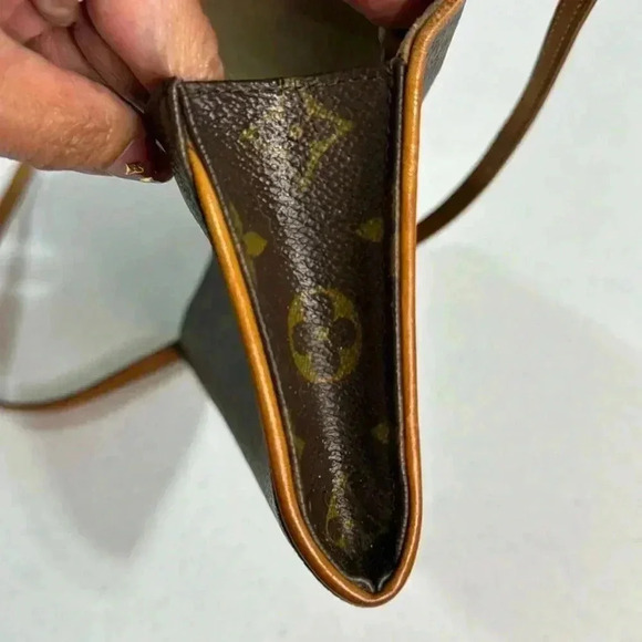 Louis Vuitton Pouchette Twin GM Authentic EUC LV Monogram Leather w/ dust bag - Picture 9 of 17